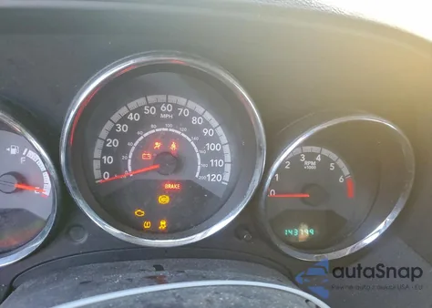 2011 Dodge Caliber Mainstreet z USA, uszkodzony, nr VIN 1B3CB3HA2BD110857